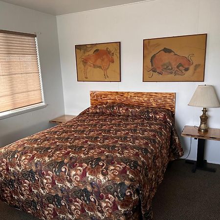 Rim Rock Motel Alturas Buitenkant foto