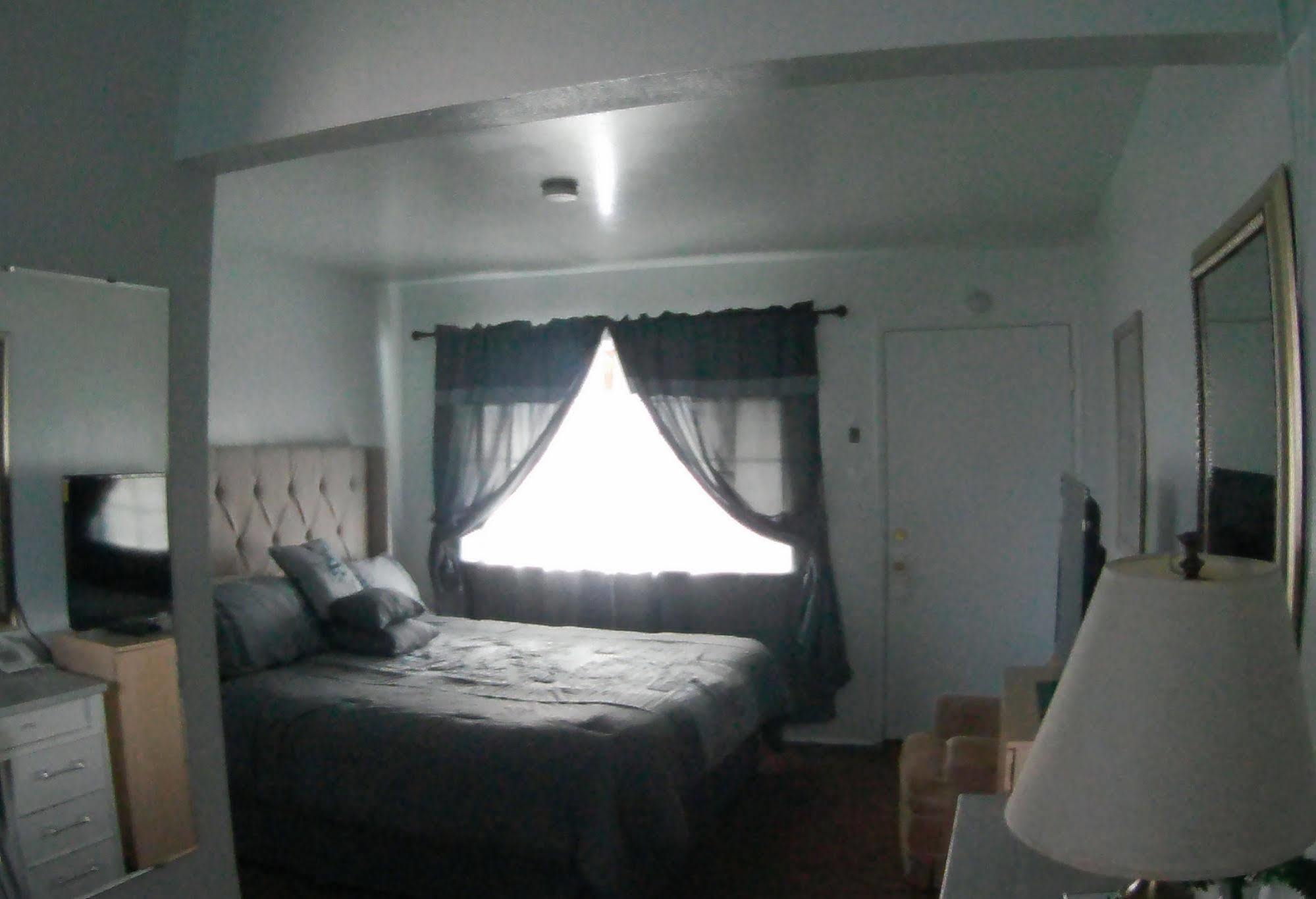 Rim Rock Motel Alturas Buitenkant foto