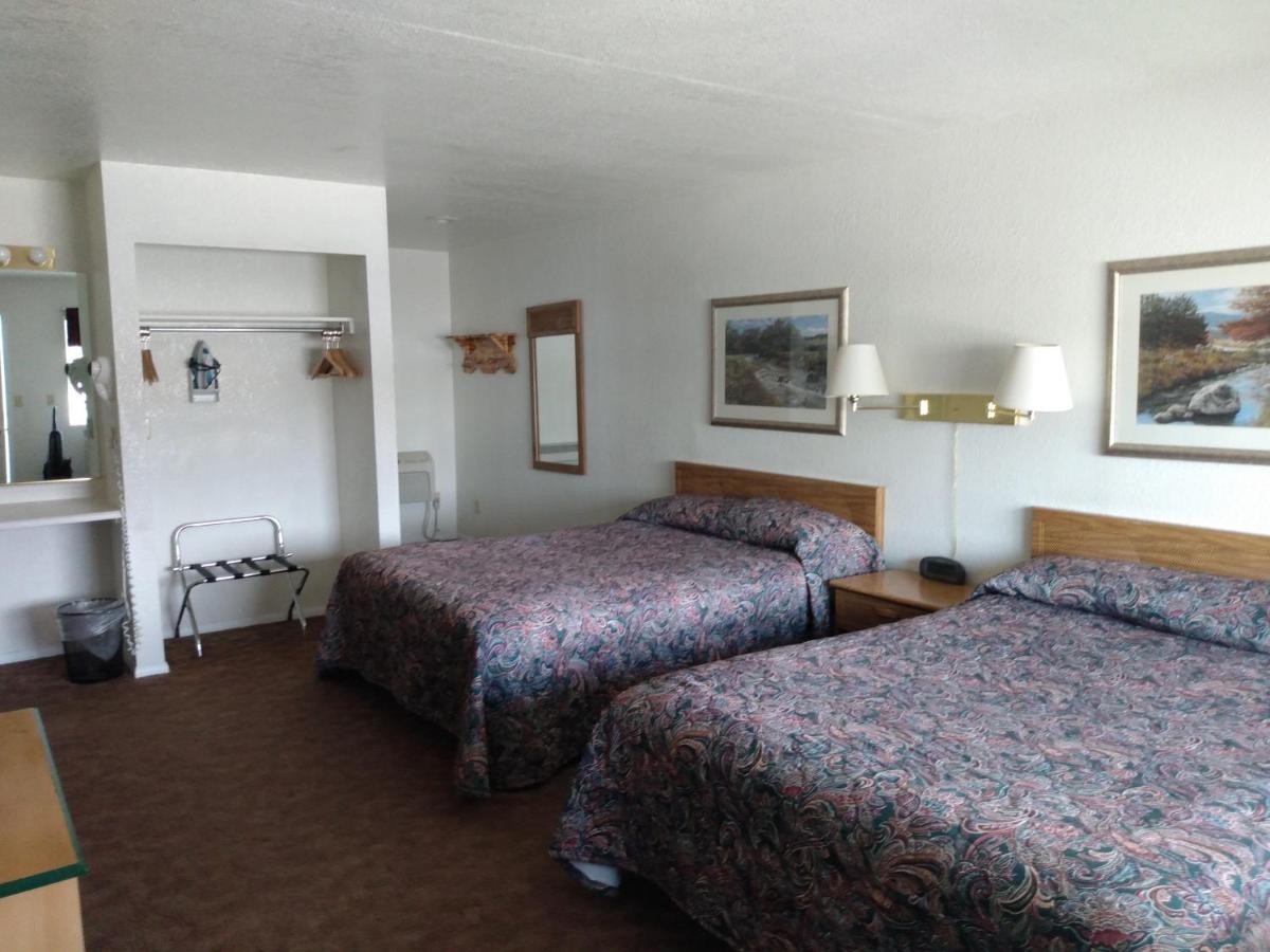 Rim Rock Motel Alturas Buitenkant foto